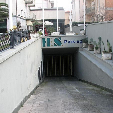 Hotel Smeraldo Lido di Camaiore Ngoại thất bức ảnh