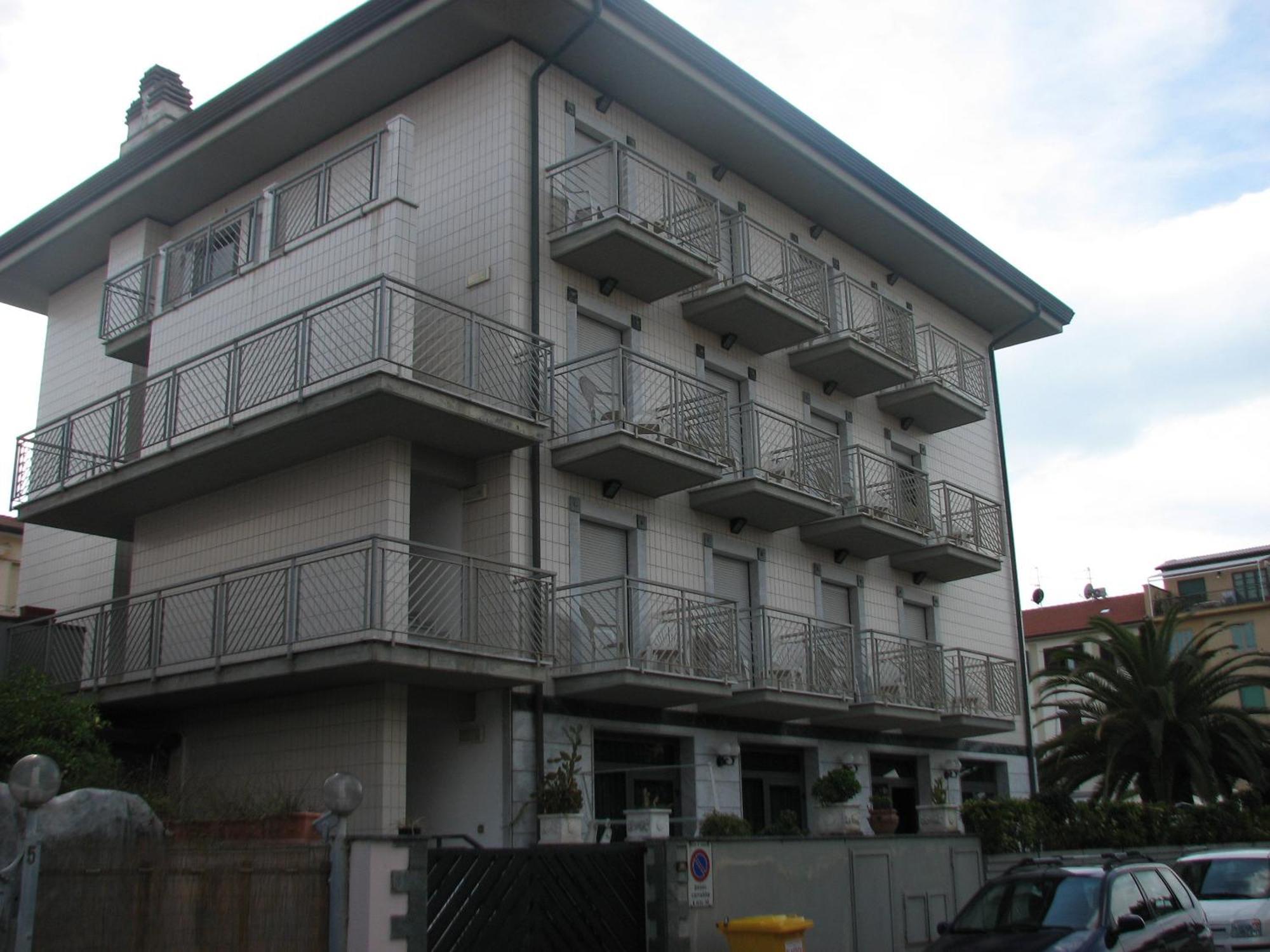 Hotel Smeraldo Lido di Camaiore Ngoại thất bức ảnh