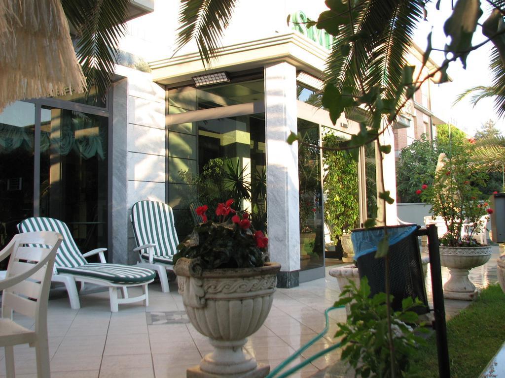 Hotel Smeraldo Lido di Camaiore Ngoại thất bức ảnh